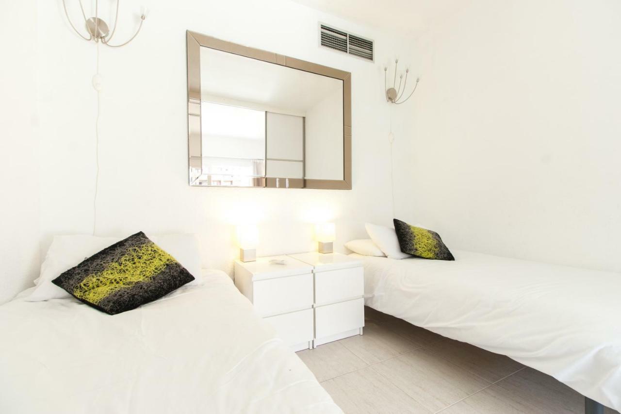 Hotel Apartamento Pyr Fuengirola Private Sunny Pool Side Εξωτερικό φωτογραφία